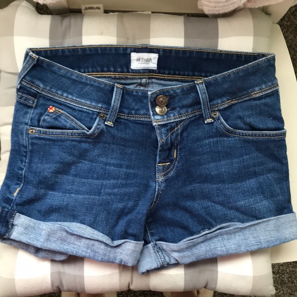 Hudson Shorts✨ - Picture 2 of 3